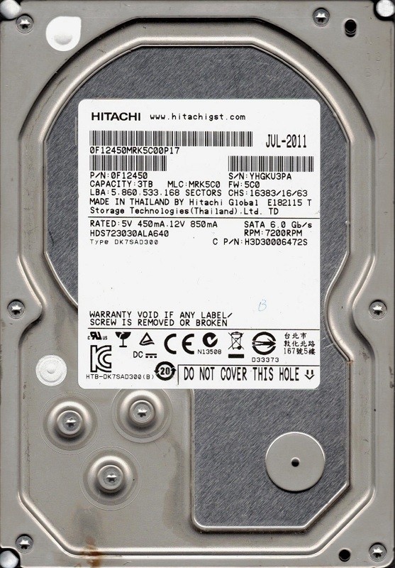 Hitachi HDS723030ALA640 P/N: 0F12450 MLC: MRK5C0 3TB