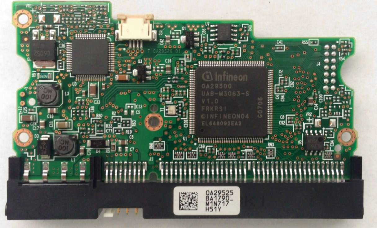 PCB HDT725032VLAT80 Hitachi P/N: 0A33405 MLC: BA2362 0A29525 BA1790