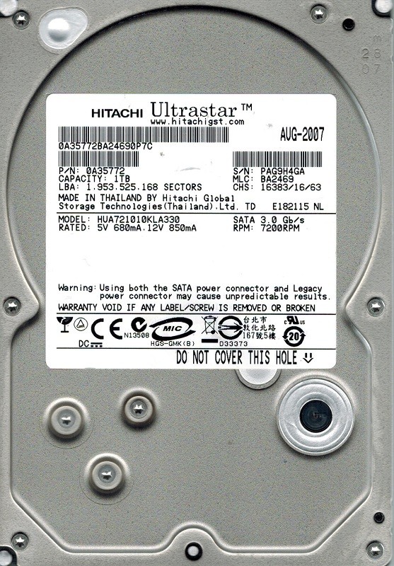 Hitachi HUA721010KLA330 MLC: BA2469 P/N: 0A35772 1TB